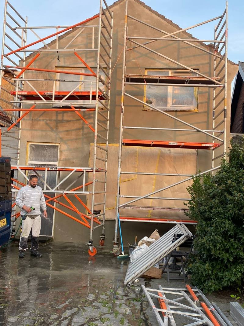 Stucwerk / voorstrijk - strak voorbereid en afgewerkt (6)